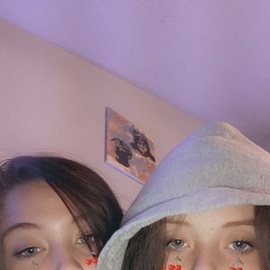 Meet your Posher, Caydence